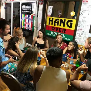 Albergue Hangover